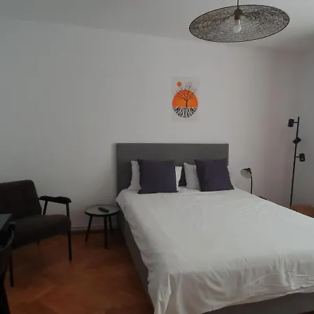 The Pines Serviced Apartments-3